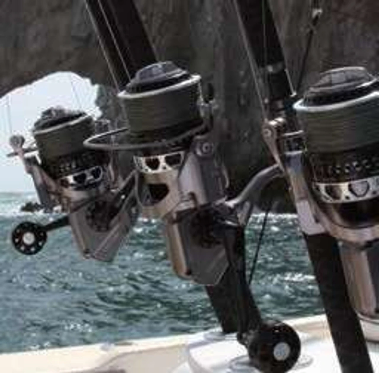 Okuma Makaira Spinning Reels - Image 3